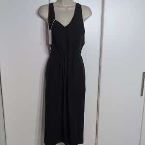 HALARA Elegant Black Midi Dress